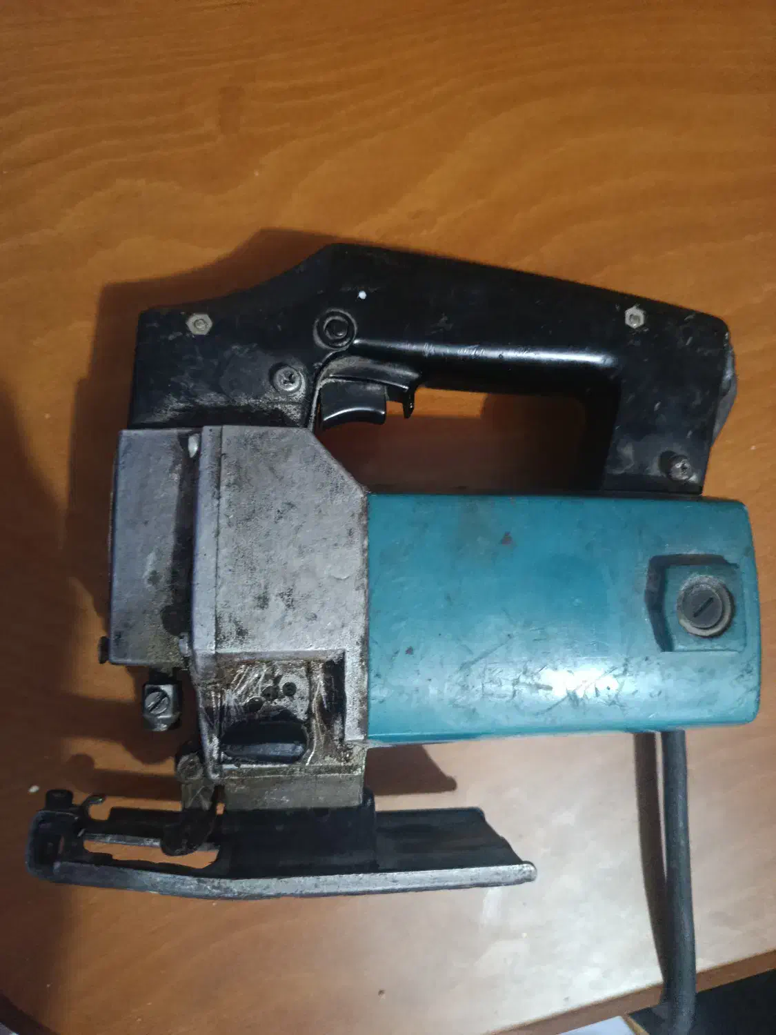 عمود بر ماکیتا قدیمی|ابزارآلات|شیراز, وصال|دیوار