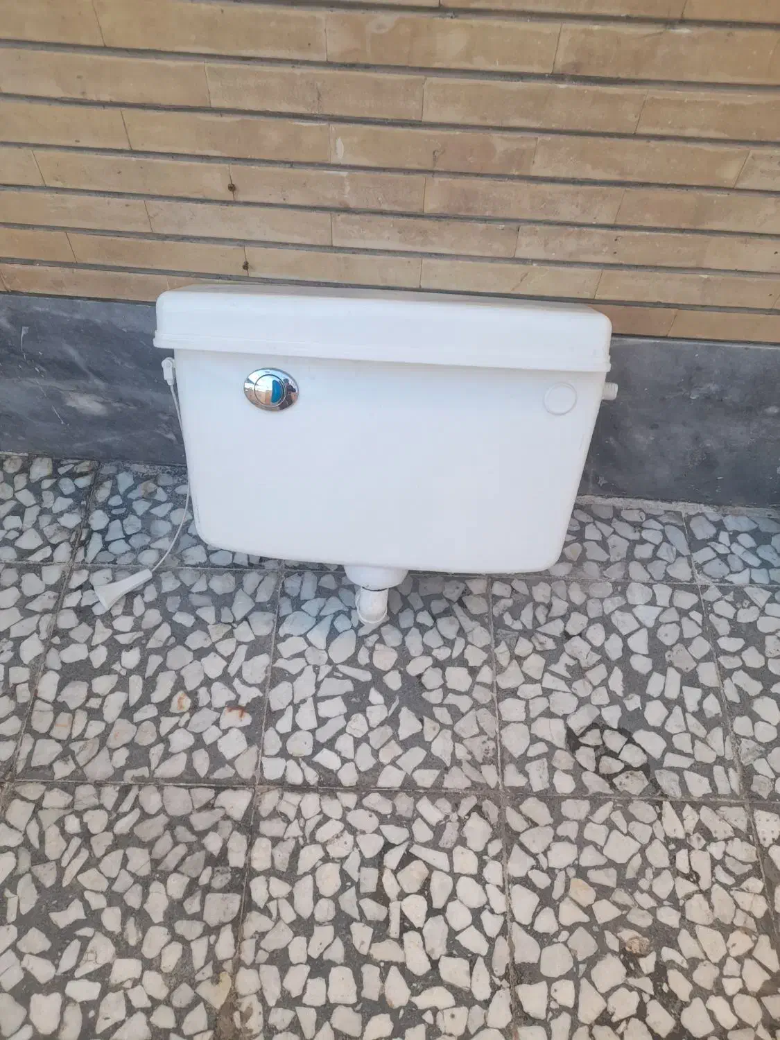 فلاش تانک.|لوازم سرویس بهداشتی|خمینی‌شهر, |دیوار