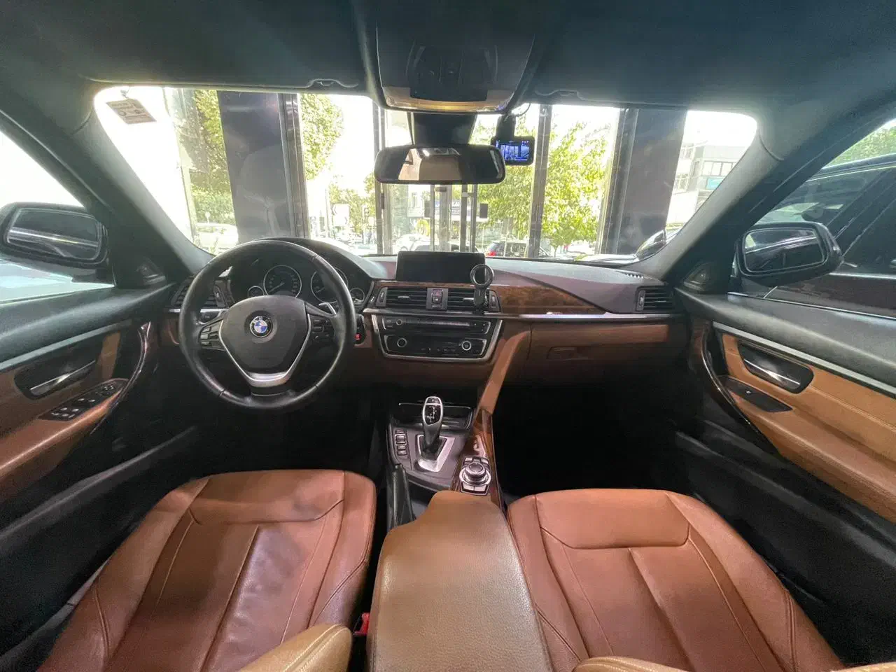 Bmw 328i با رزومه پرشیا خودرو|خودرو سواری و وانت|تهران, عباس‌آباد|دیوار