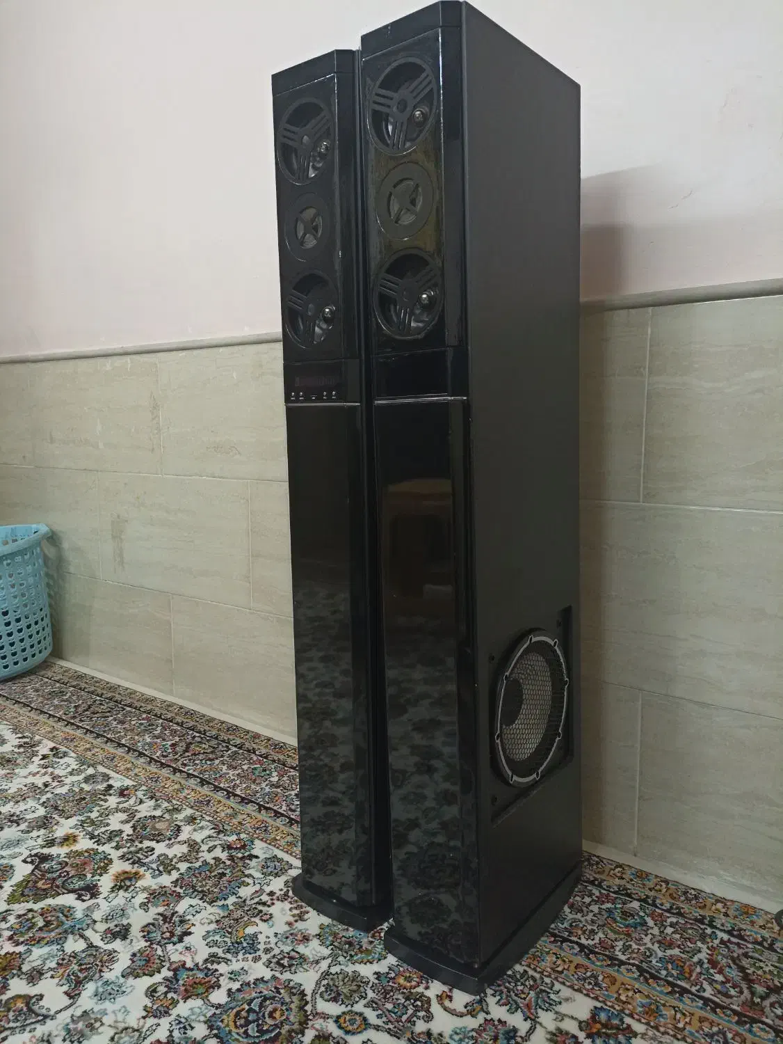 یک جفت بلندگو ژاپنی|صوتی و تصویری|نیشابور, فردوسی جنوبی|دیوار