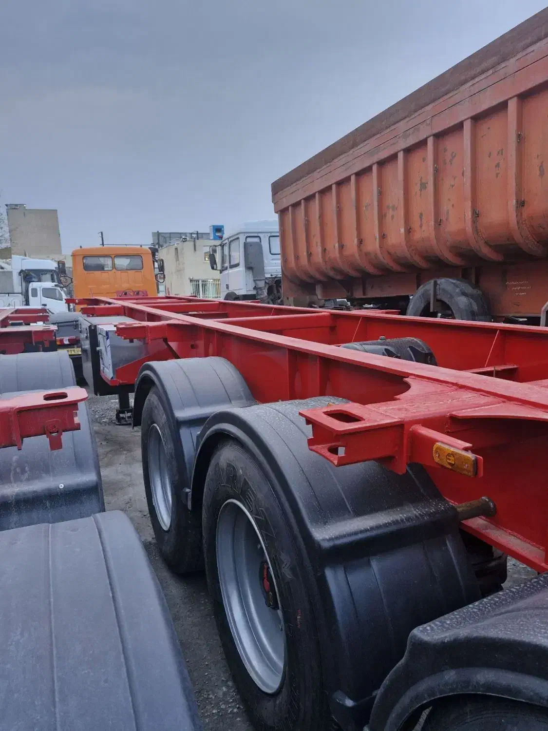 تریلی تیغه کانتین کش نو|قطعات یدکی و لوازم جانبی|مشهد, امام رضا (ع)|دیوار