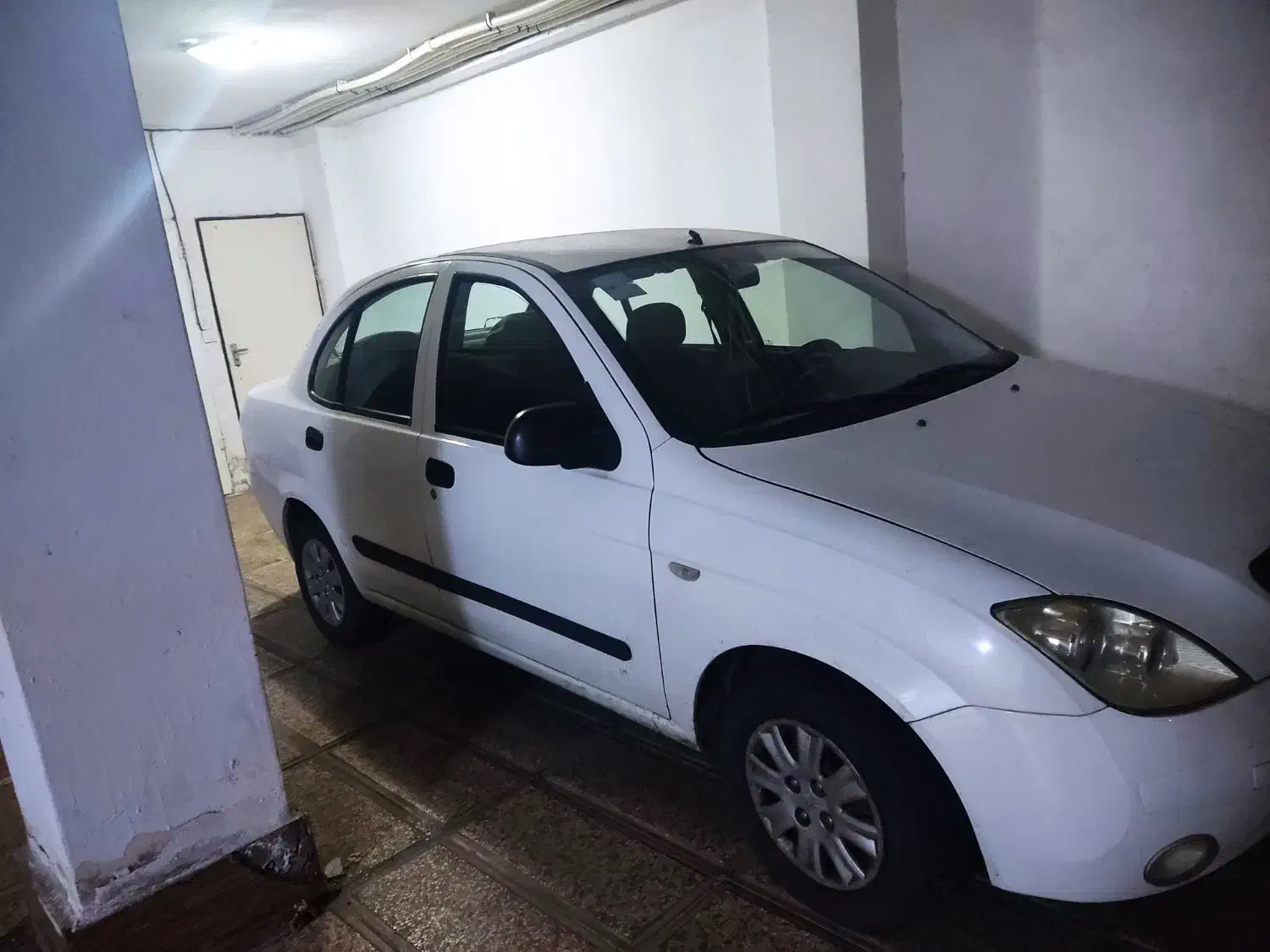 تیبا صندوقدار بنزینی|خودرو سواری و وانت|رشت, پارک شهر|دیوار