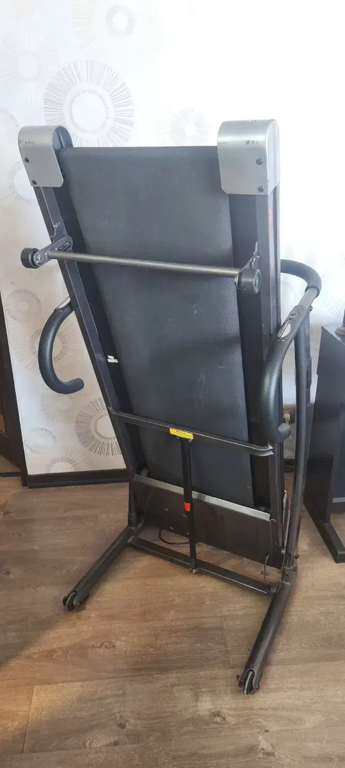 تردمیل|تجهیزات ورزشی|شاهینشهر, مخابرات (شهید بهشتی)|دیوار