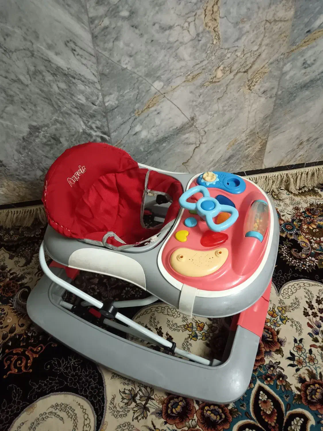 روروک|کالسکه و لوازم جانبی|نجفآباد, هفده شهریور|دیوار