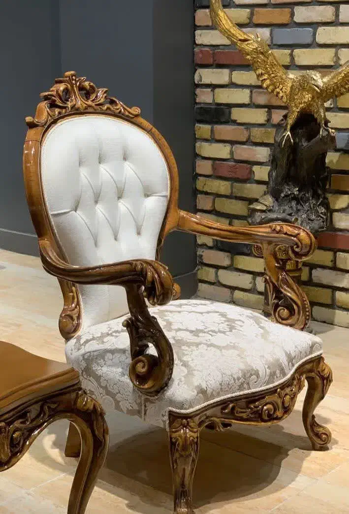 مبل سلطنتی در حدنو بفروش میرسد|مبلمان خانگی و میز عسلی|شاهرود, |دیوار