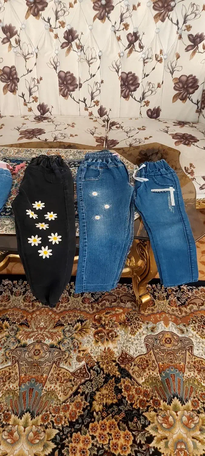 تعدادی شلوار لی در حد|لباس|میبد, |دیوار