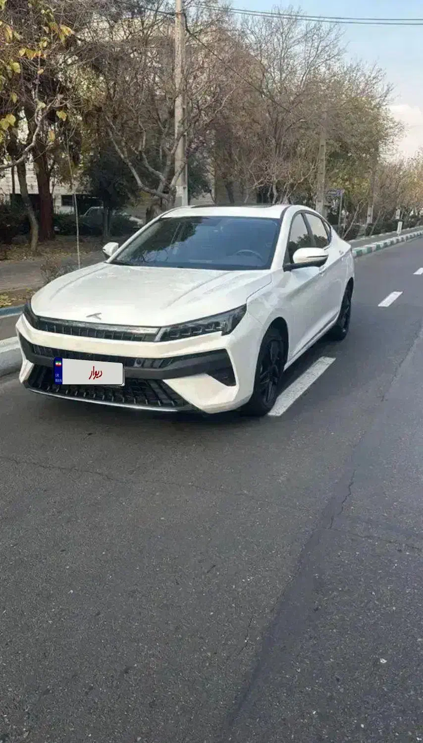 کی ام سی j7|خودرو سواری و وانت|تهران, گلستان (شهرک راه آهن)|دیوار