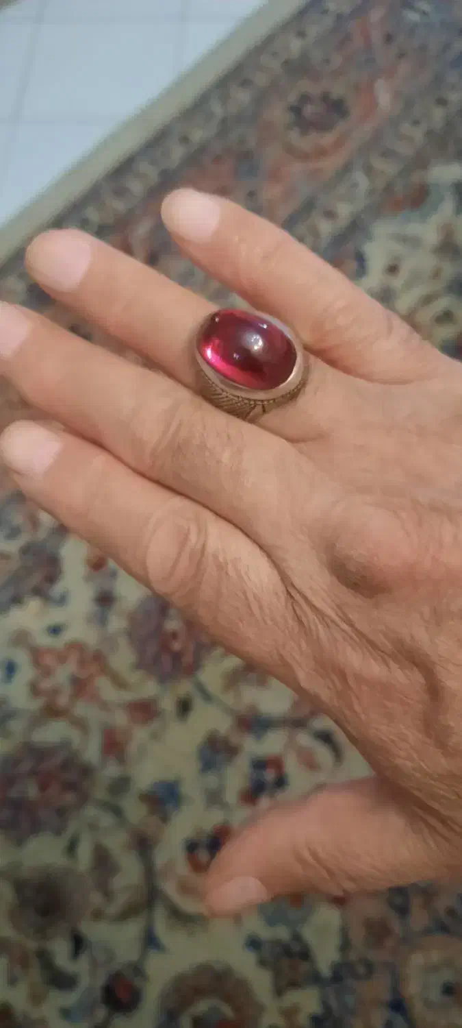 یک انگشتر   قدیمی یاقوت درشت اناری رکاب دست‌ساز|جواهرات|تهران, صادقیه|دیوار