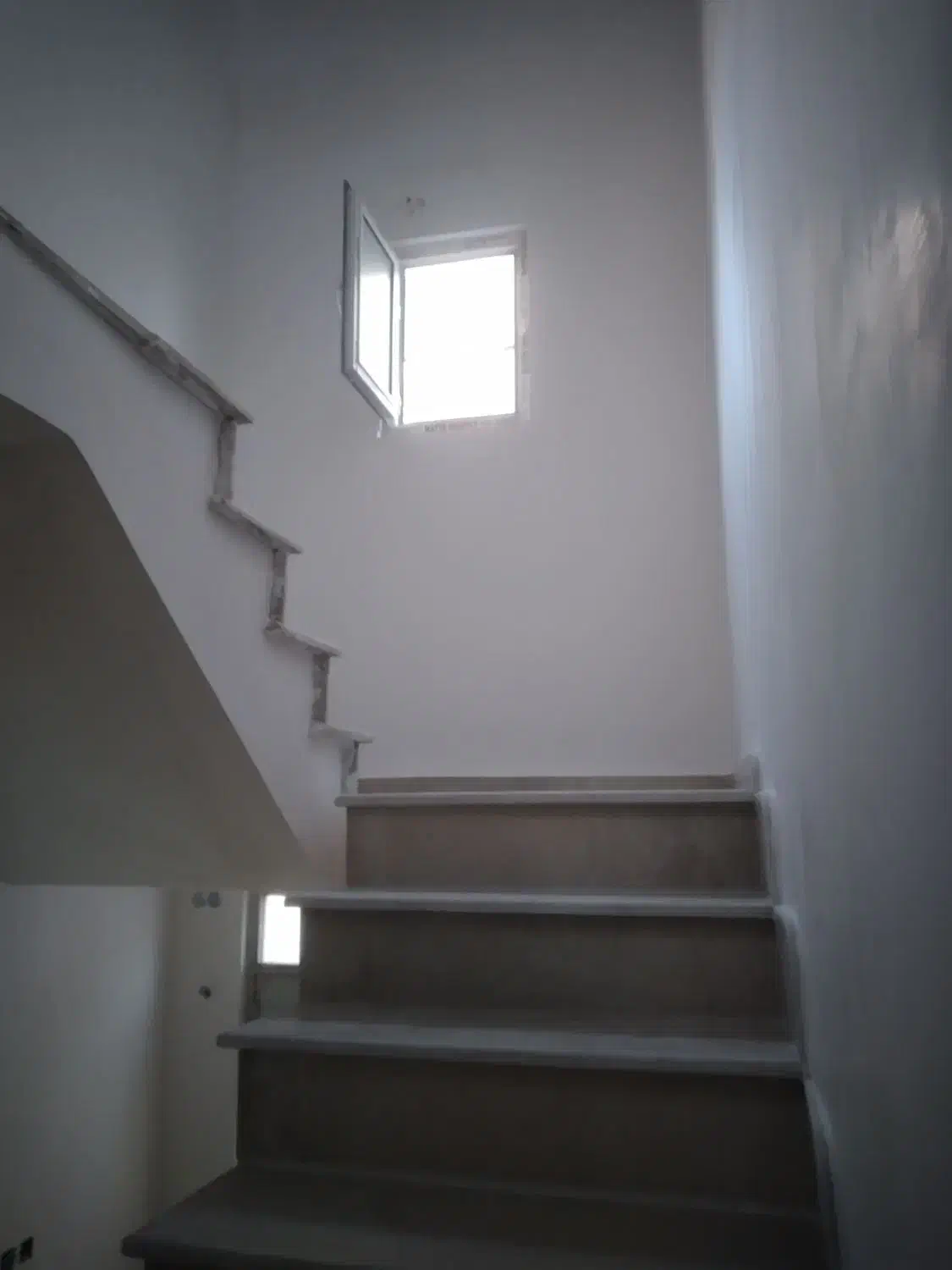 حیاط تازه ساخت درباسمنج|فروش خانه و ویلا|باسمنج, |دیوار