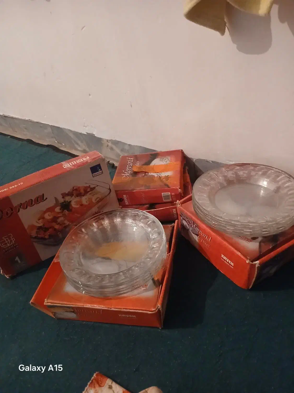 تعداد۱۲عددخورشت خوری.۱۲عددبرنج خوری.۱۲عددمیوه خور|ظروف سرو و پذیرایی|نورآباد ممسنی, |دیوار