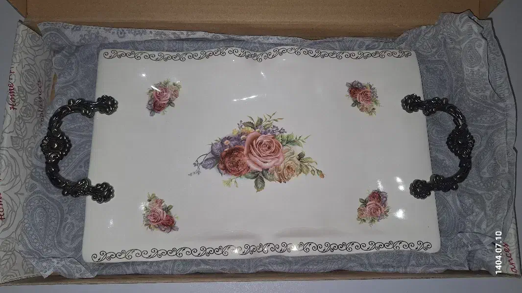 سینی چینی گلدار|ظروف سرو و پذیرایی|اصفهان, خانه اصفهان|دیوار