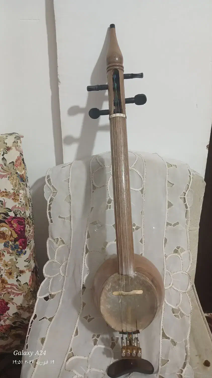 کمانچه|سازهای سنتی|بروجرد, |دیوار