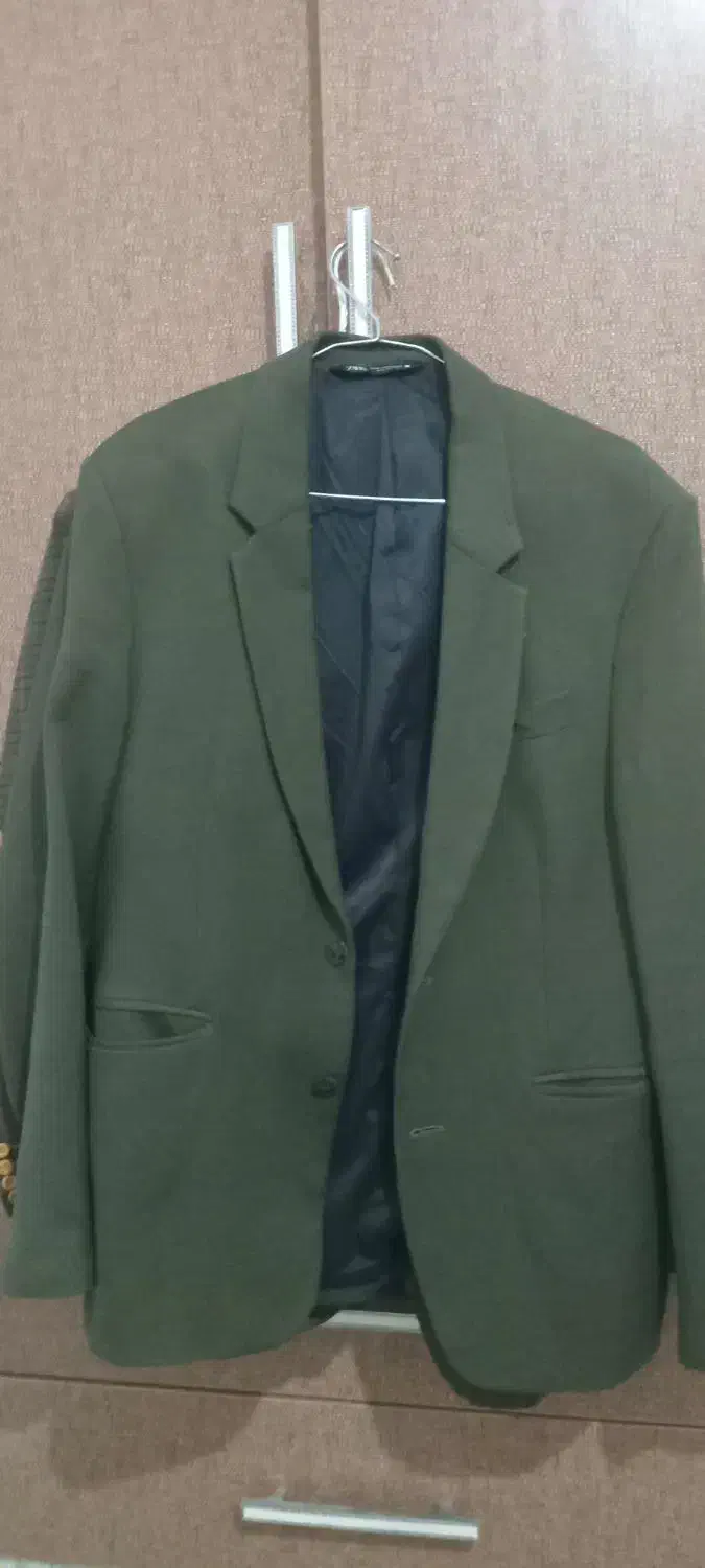 کت تک|لباس|خرمآباد, |دیوار