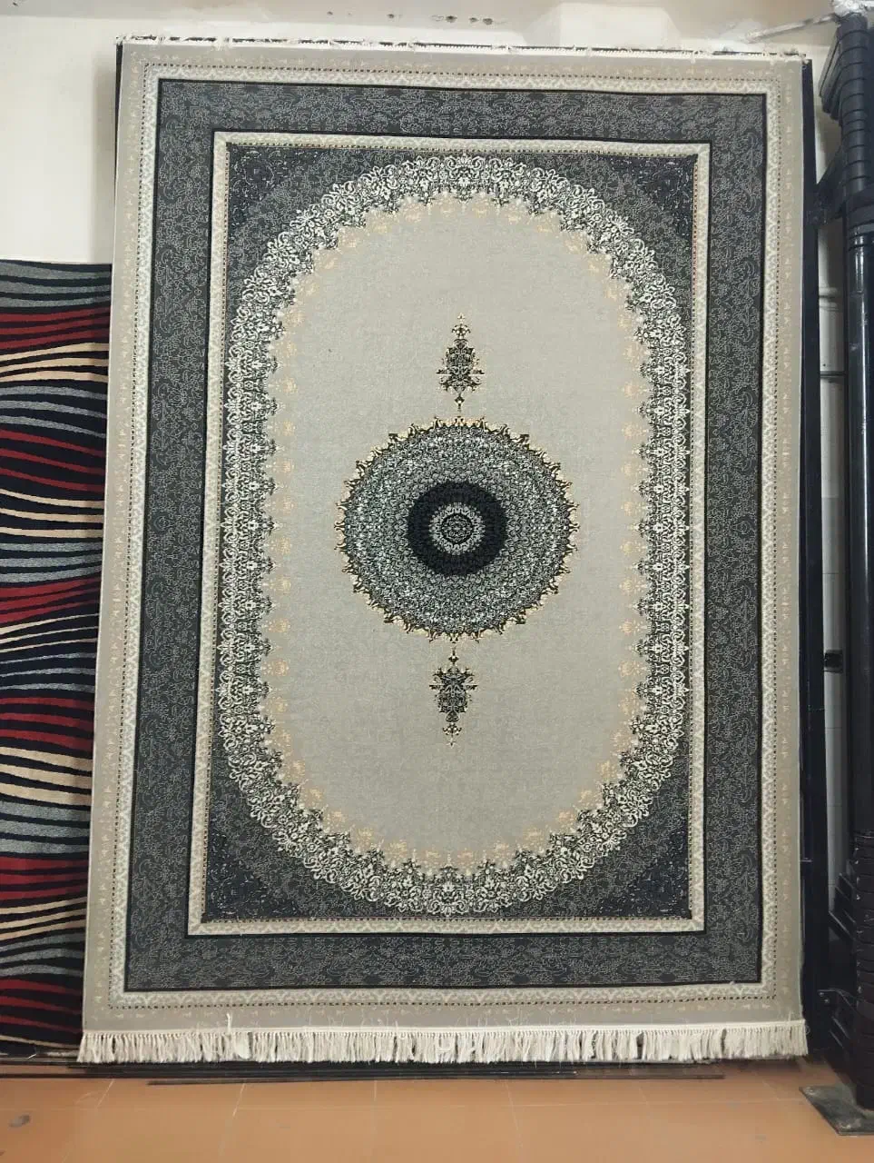 صدرا کرم|فرش|یاسوج, |دیوار