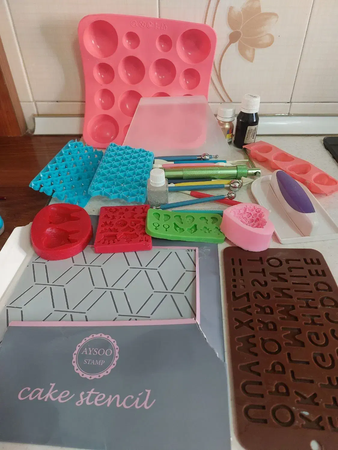 لوازم قنادی|ظروف پختوپز|رشت, هلال احمر|دیوار