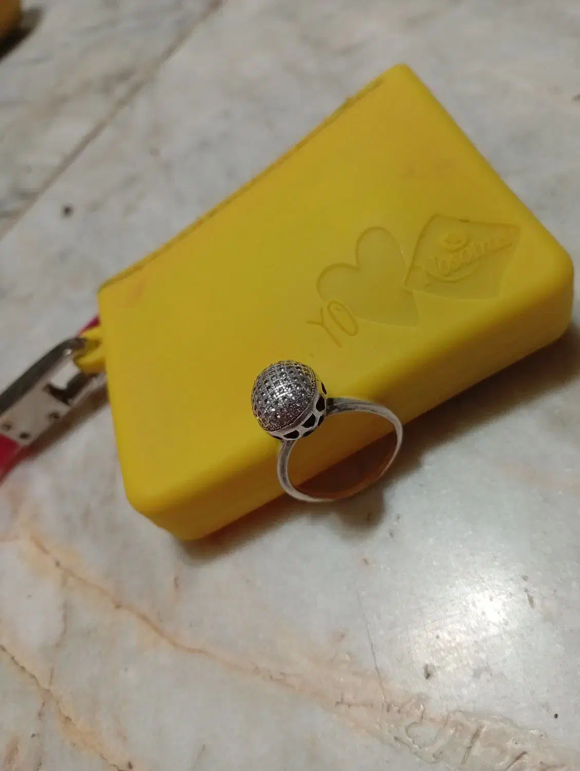 انگشتر نقره|جواهرات|لاهیجان, انقلاب|دیوار