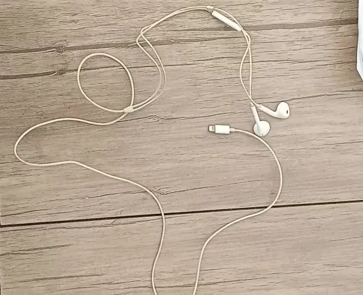 هندزفری ایفون|لوازم جانبی موبایل و تبلت|اشتهارد, |دیوار