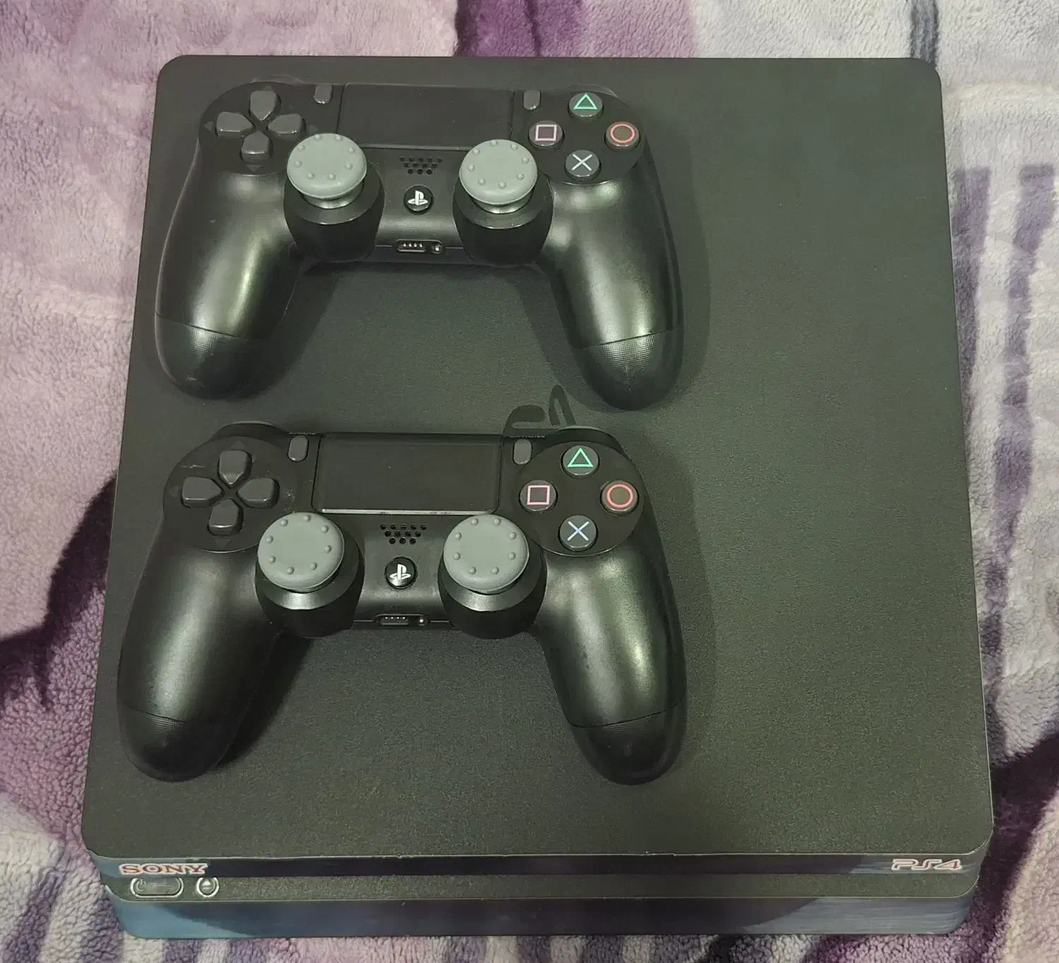 ps4 slim 1TB|کنسول، بازی ویدئویی و آنلاین|شیراز, شهرک سراج‎|دیوار