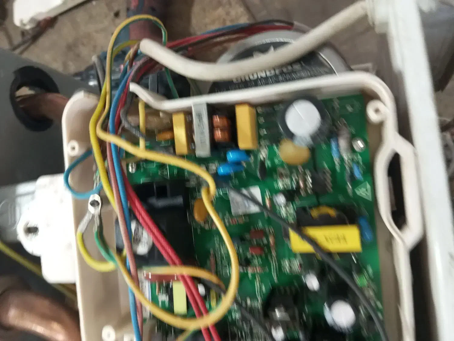 تعمیرات تخصصی پکیج و آبگرمکن دیواری|خدمات پیشه و مهارت|قم, شهرک قدس|دیوار