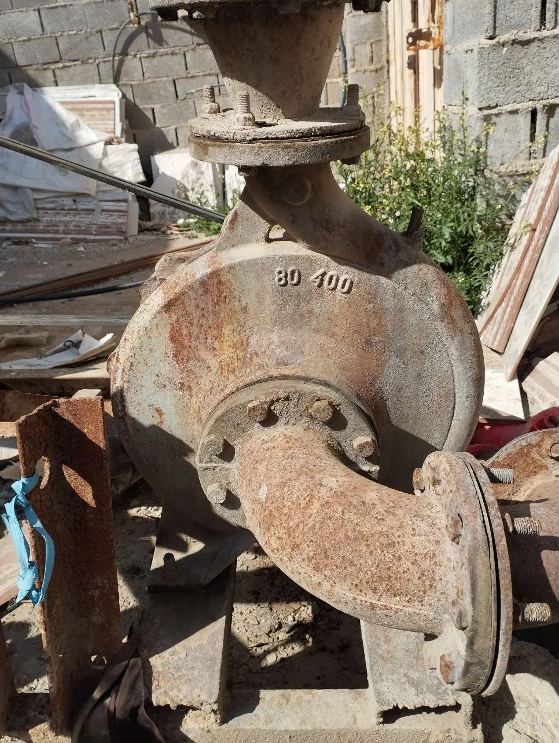 پمپ اب|ماشین‌آلات صنعتی|آبپخش, |دیوار