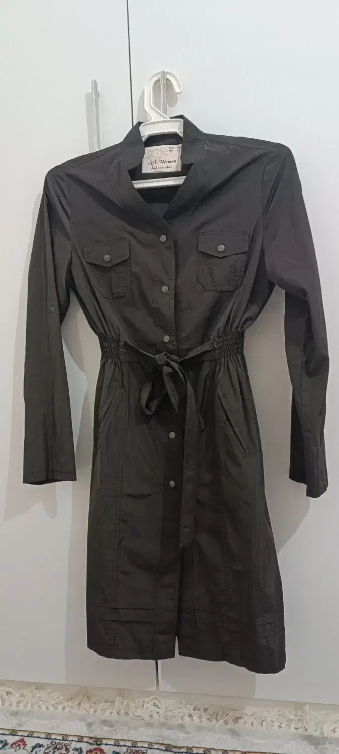 حراج مانتوبارونی سالم بدون آسترسایز۳۶و۳۸و۴۰میخورد|لباس|نیشابور, دارایی|دیوار