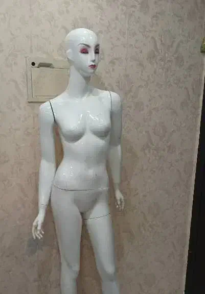 فروش مانکن|فروشگاه و مغازه|اهواز, شهرک دانشگاه|دیوار