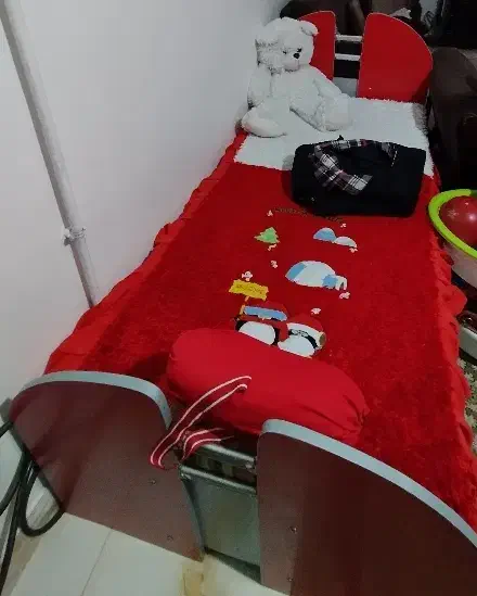 سرویس بچه تخت و کمدو بوفه فوری فوری|تخت و سرویس خواب|تاکستان, |دیوار