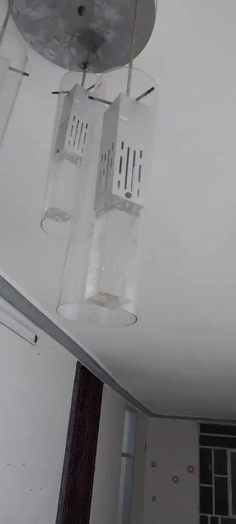 لوستر سالم و نو|لوستر و چراغ آویز|اهواز, پادادشهر|دیوار