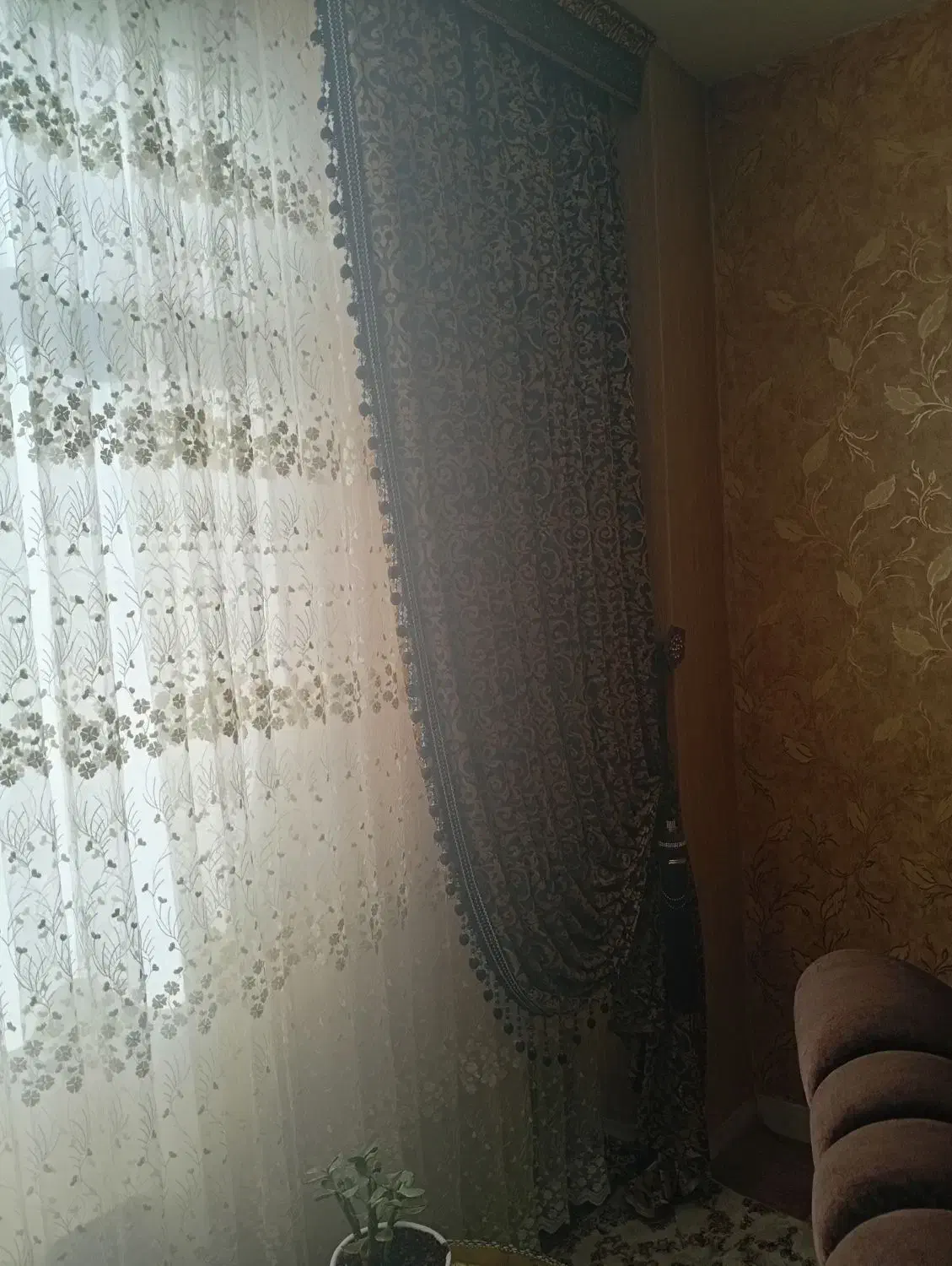 پرده 4/5 متری در 2/5|پرده، رانر، رومیزی|مهاجران, |دیوار