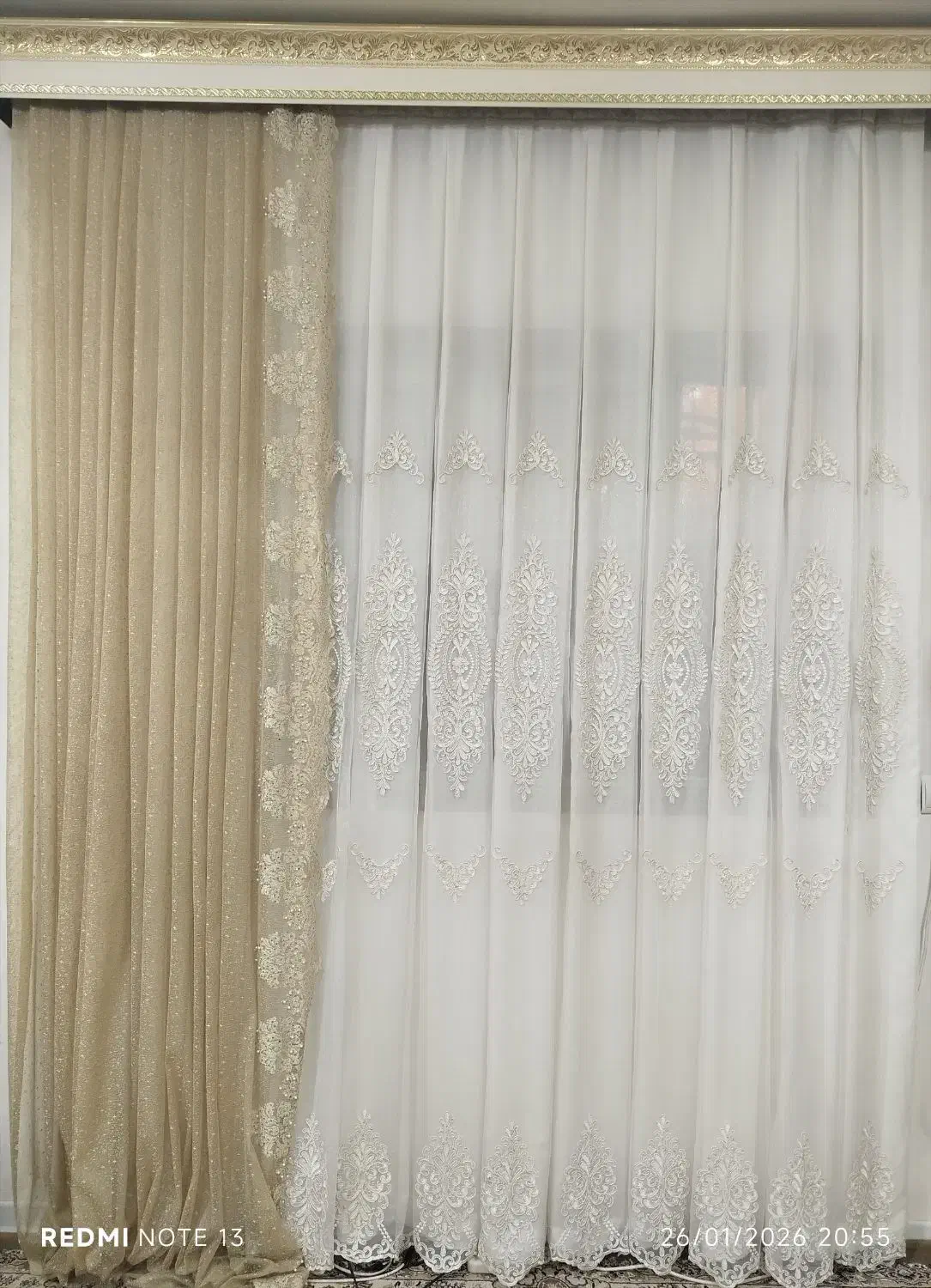 پرده همراه با کتیبه|پرده، رانر، رومیزی|گنبد کاووس, |دیوار