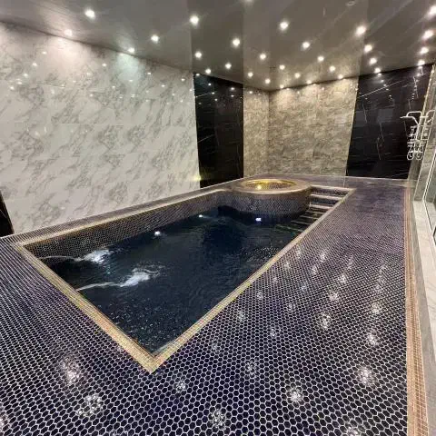 باغ ویلا.فول امکانات.استخر فعال امکان بازدید حضوری|اجارهٔ کوتاه‌مدت ویلا و باغ|اهواز, کوی آغاجاری|دیوار