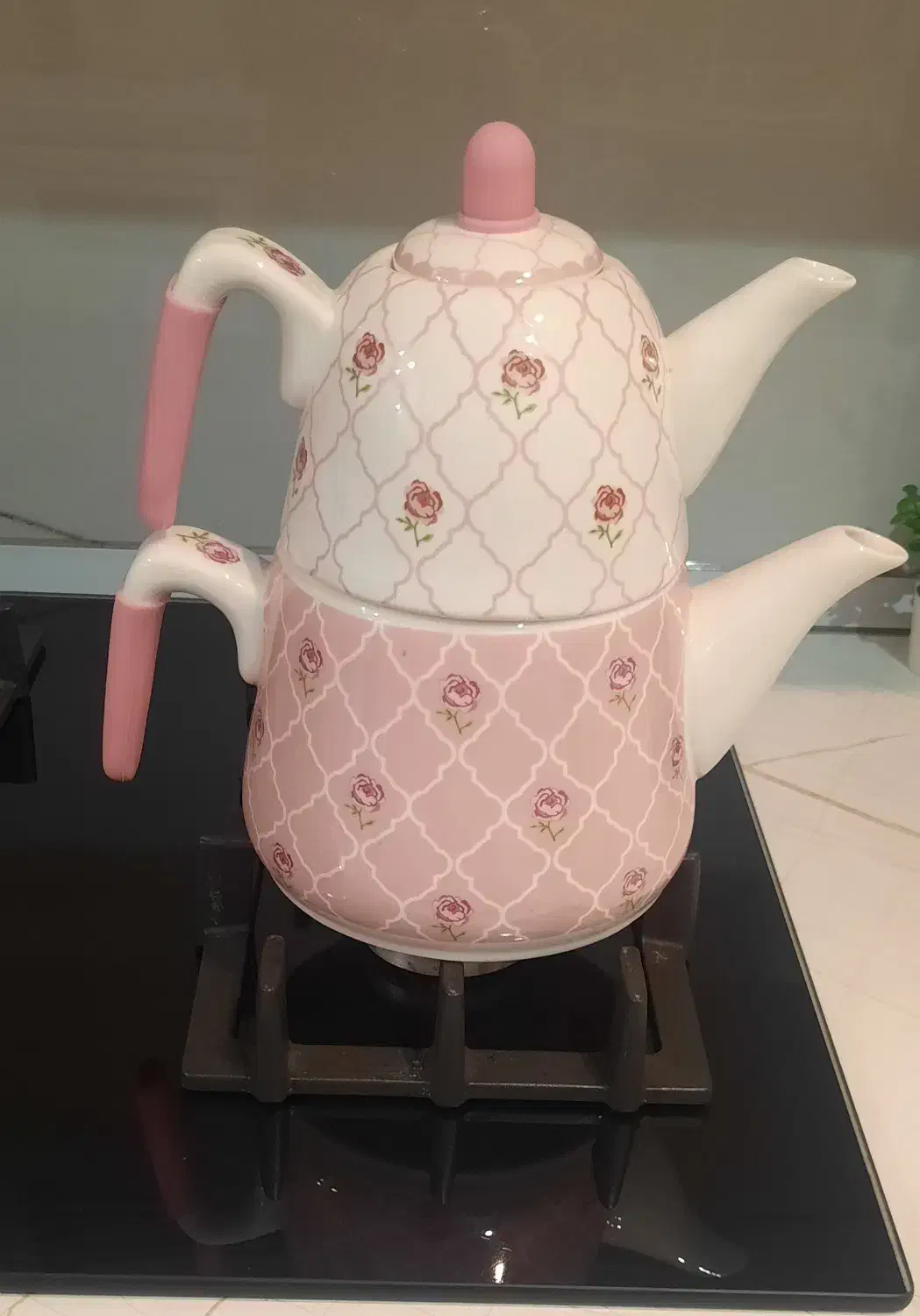 کتری و قوری ست گلدار چینی|قوری، کتری، قهوهساز دستی|تهران, سازمان برنامه جنوبی|دیوار