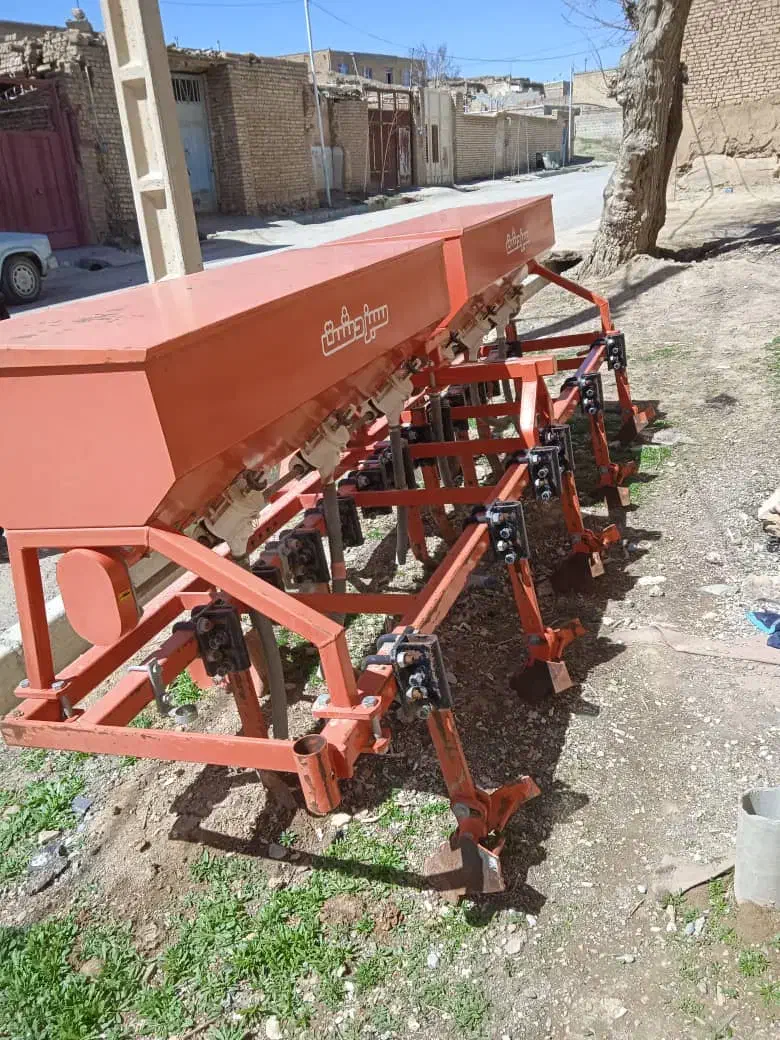 ادوات کشاورزی،اسپار ذرت،چغندر،سیب زمینی،کلتیواتور|ماشینآلات صنعتی|چادگان, |دیوار