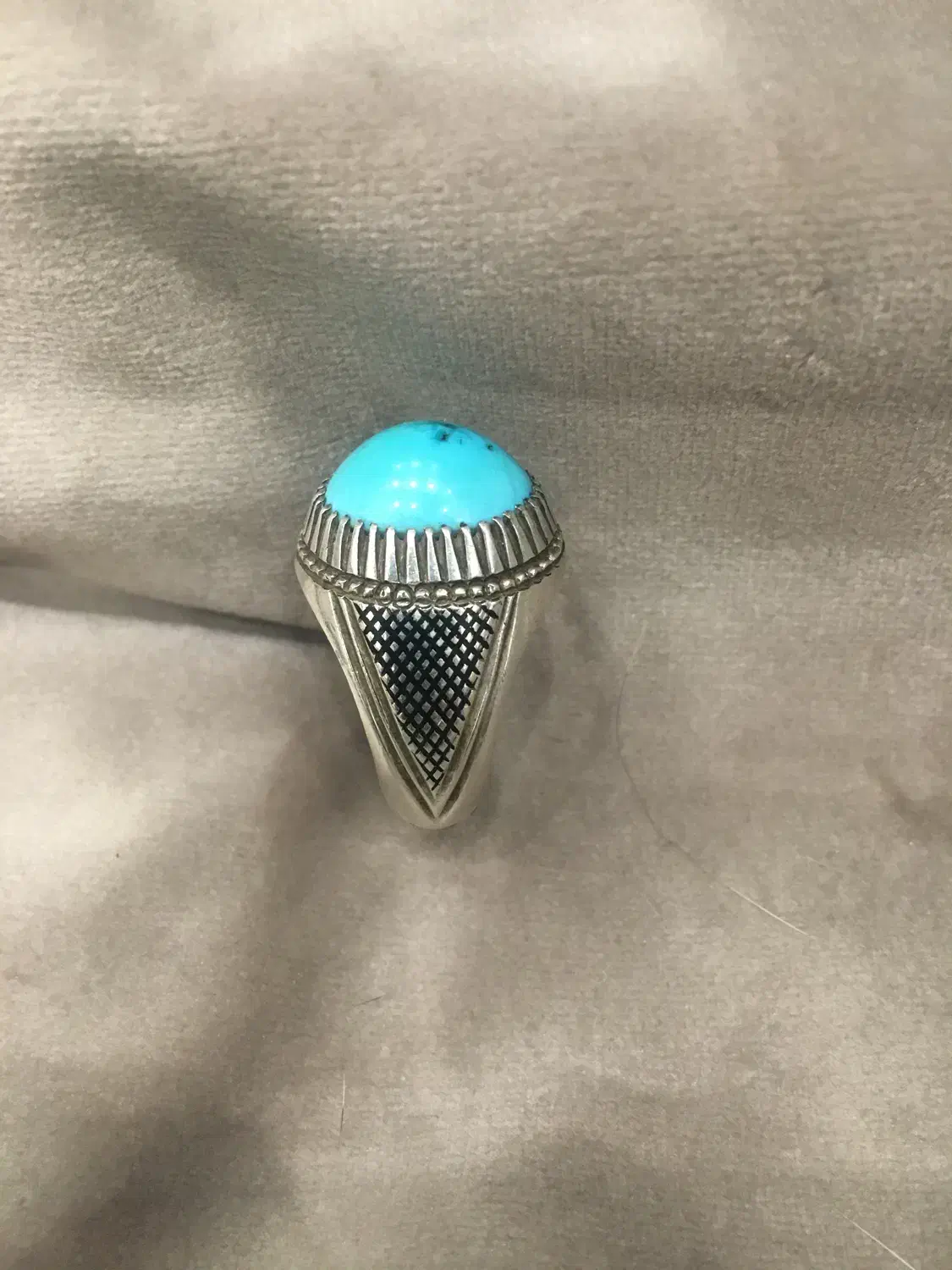 انگشتر فیروزه|کلکسیون اشیاء عتیقه|قم, انسجام|دیوار