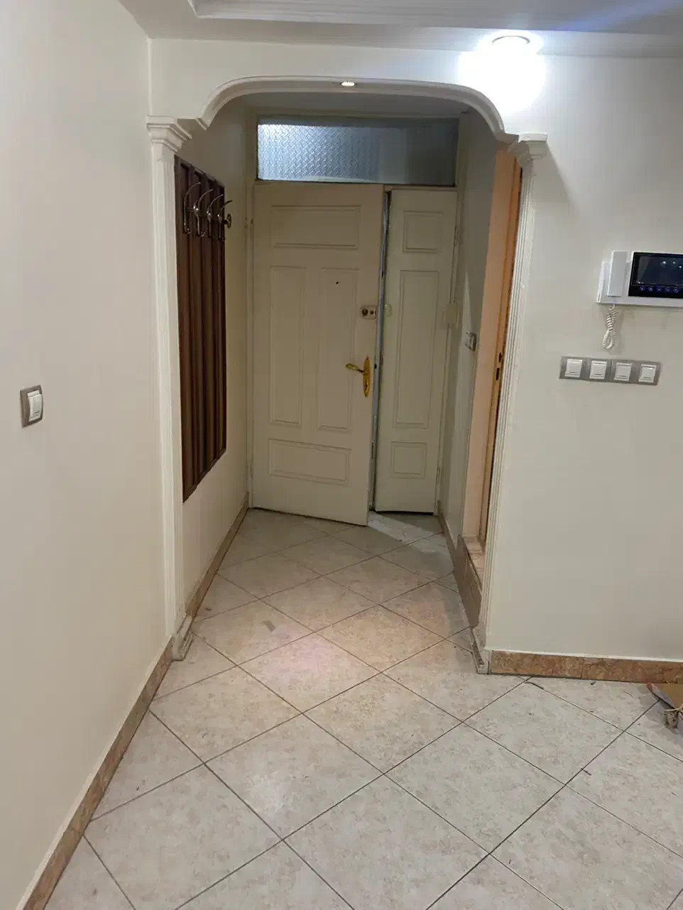 ۹۲ متر دو خواب فول امکانات