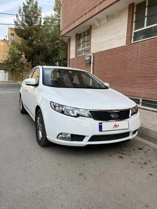 سراتو آپشنال مدل ۹۶|خودرو سواری و وانت|شاهین‌شهر, طالقانی|دیوار