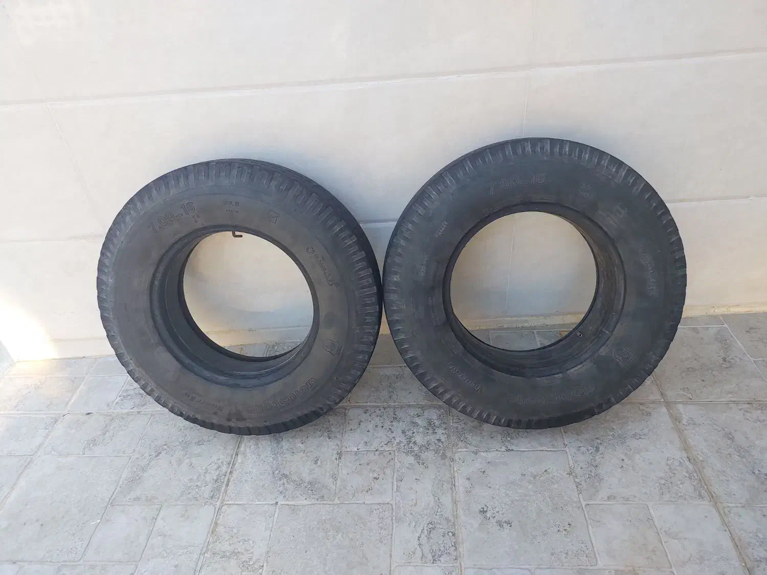 لاستیک جلو نیسان 16 700 دست دوم|قطعات یدکی و لوازم جانبی|رامهرمز, |دیوار