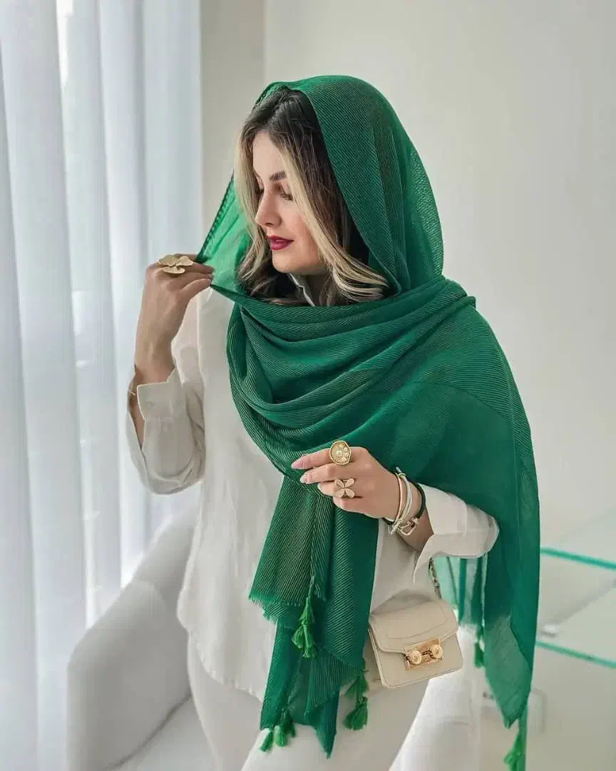 فروش انواع شال های زیبا و قیمت مناسب|لباس|بندر کنگان, |دیوار