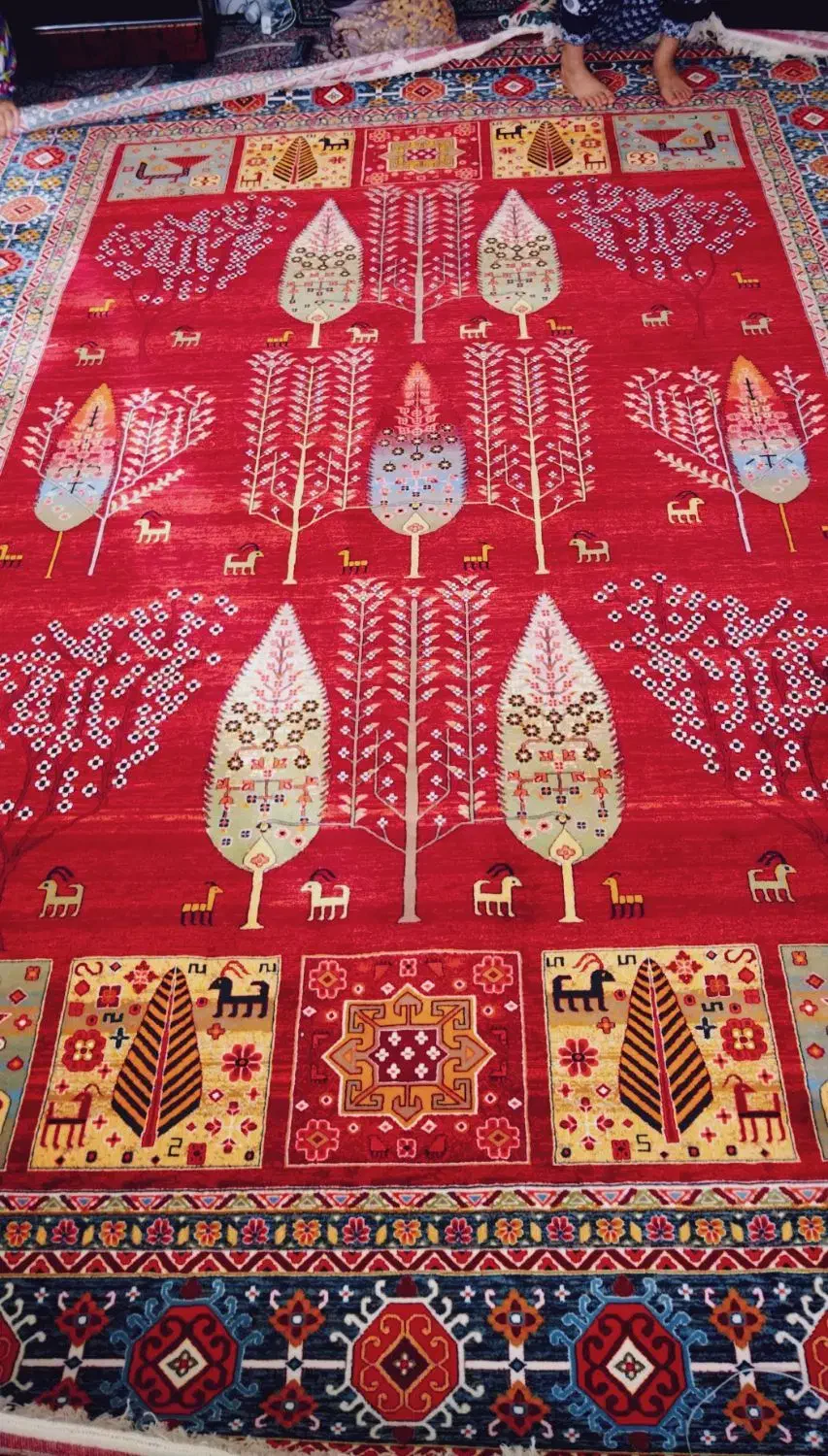 فرش در حد نو|فرش|قروه, |دیوار