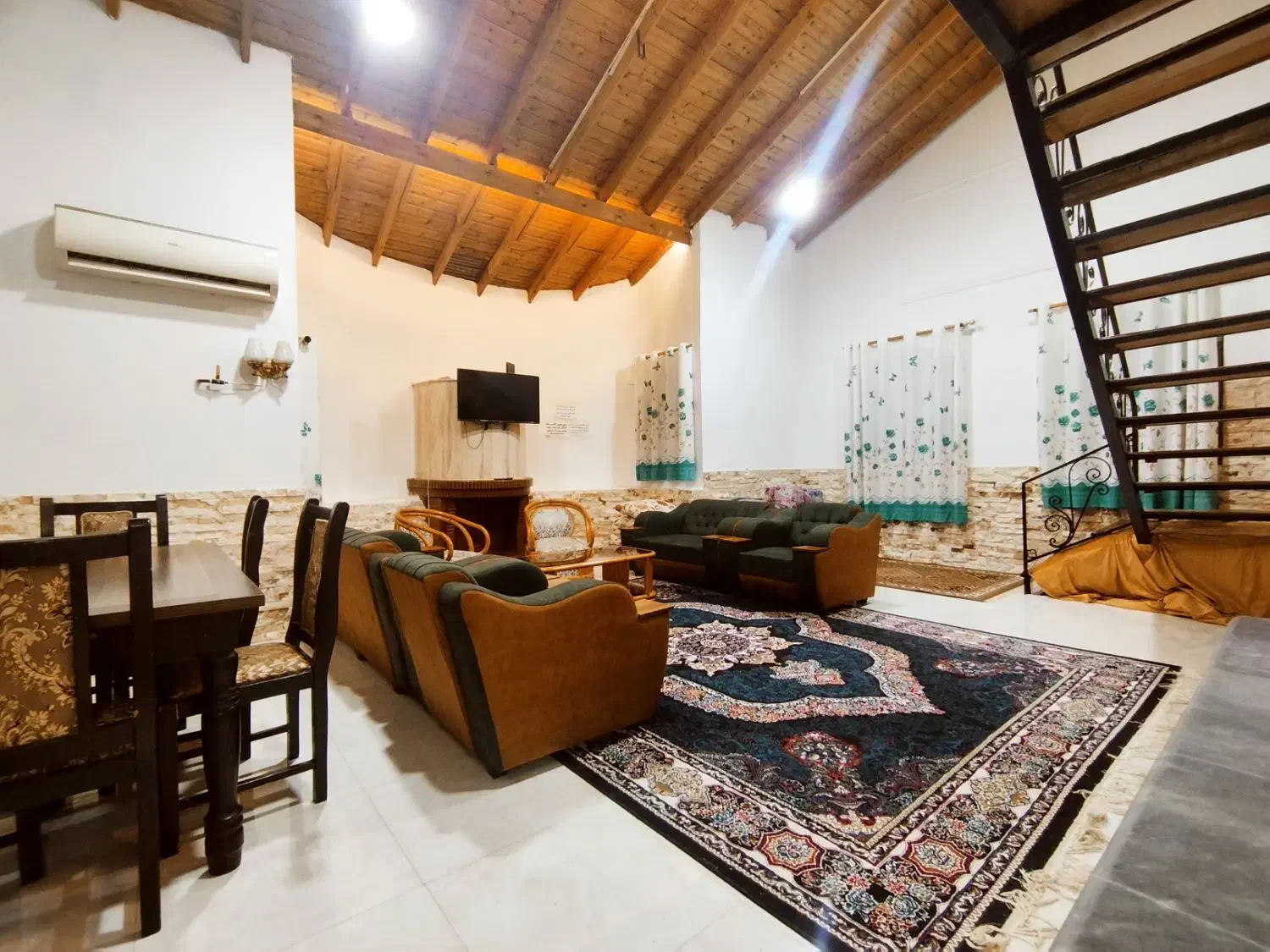 فرش ۱۲ متری|فرش|بندر انزلی, جفرود پایین|دیوار