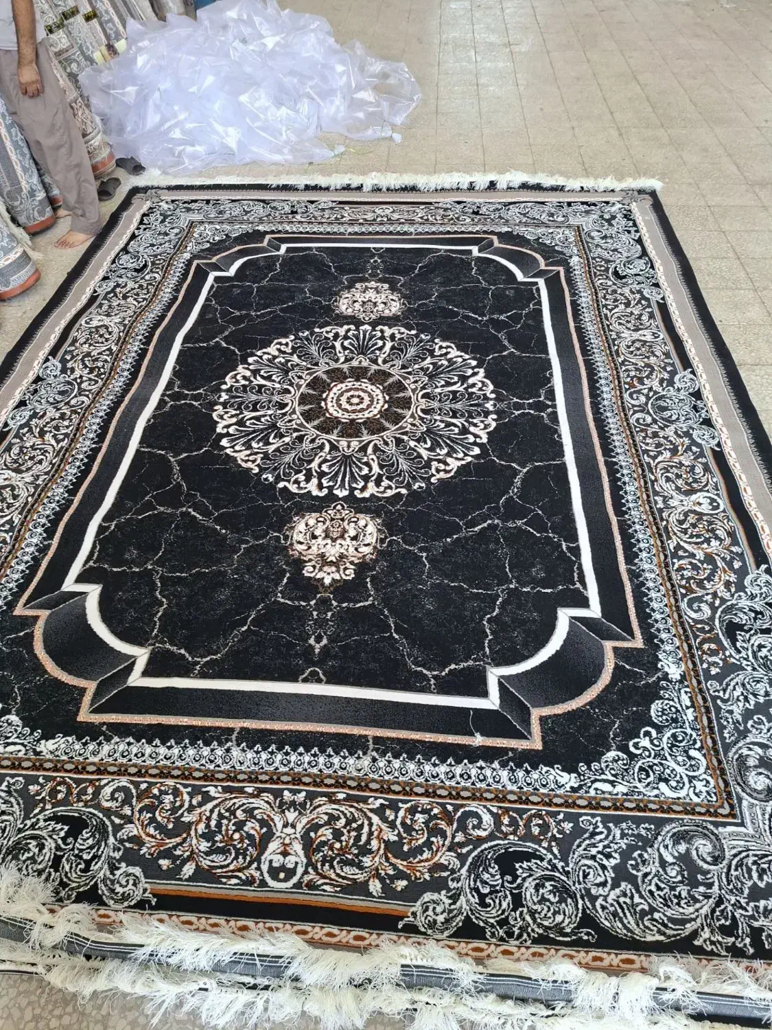 فرش ۵۰۰و۷۰۰و۱۰۰۰شانه کاشان|فرش|نوشهر, |دیوار