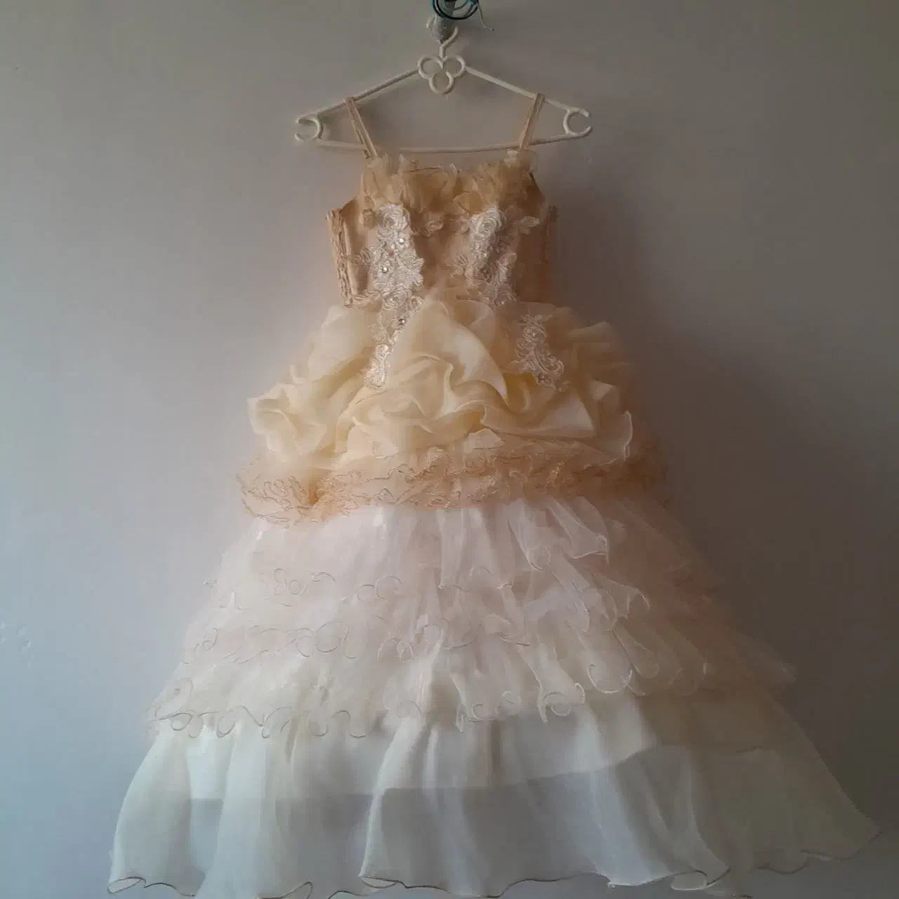 لباس عروس دخترانه|کفش و لباس بچه|فولادشهر, مسکن مهر فولادشهر|دیوار