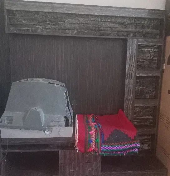 میز تلویزیون، قالیچه، تلویزیون|تلویزیون و پروژکتور|زاهدان, |دیوار