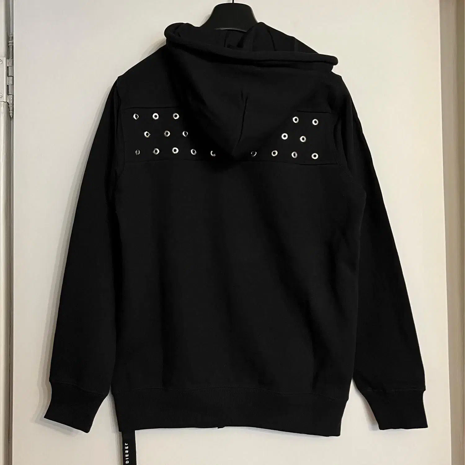 سوئیشرت مردانه کلاه دار دیزل ایتالیاdiesel|لباس|تهران, امانیه|دیوار