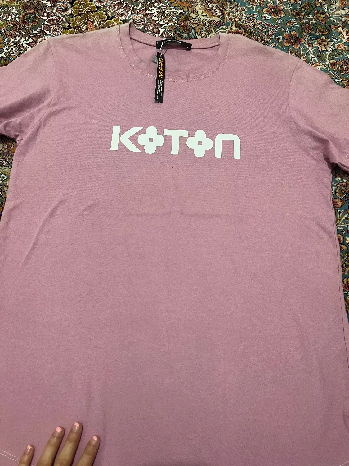 تعدادی لباس زنانه|لباس|شیراز, دشت چنار|دیوار