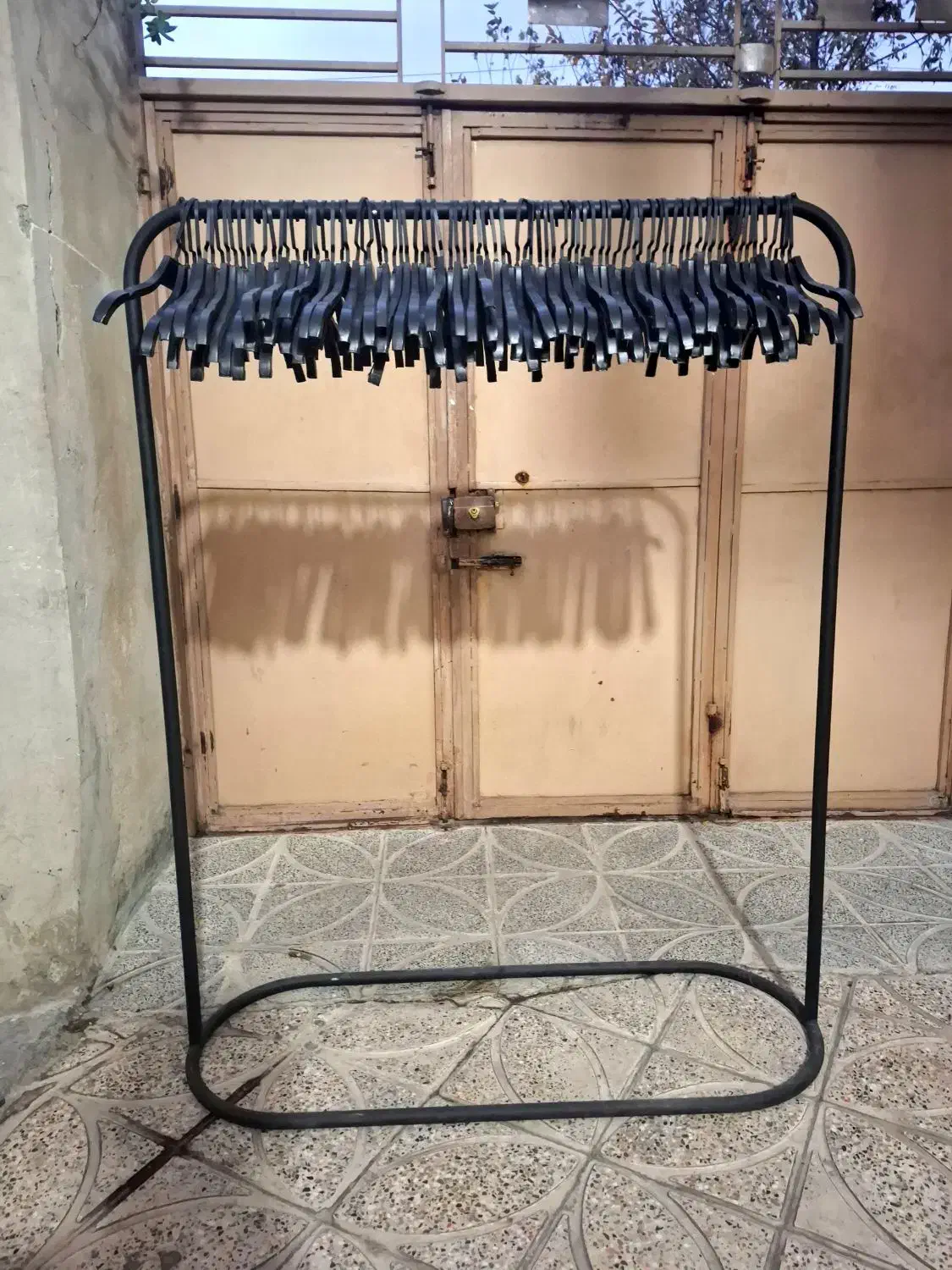 رگال لباس به تعداد ۱۳ عدد|بندرخت و رختآویز|کرمانشاه, |دیوار