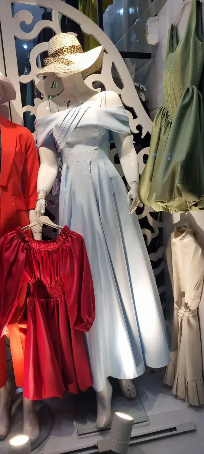 لباس مجلسی|لباس|بروجرد, |دیوار