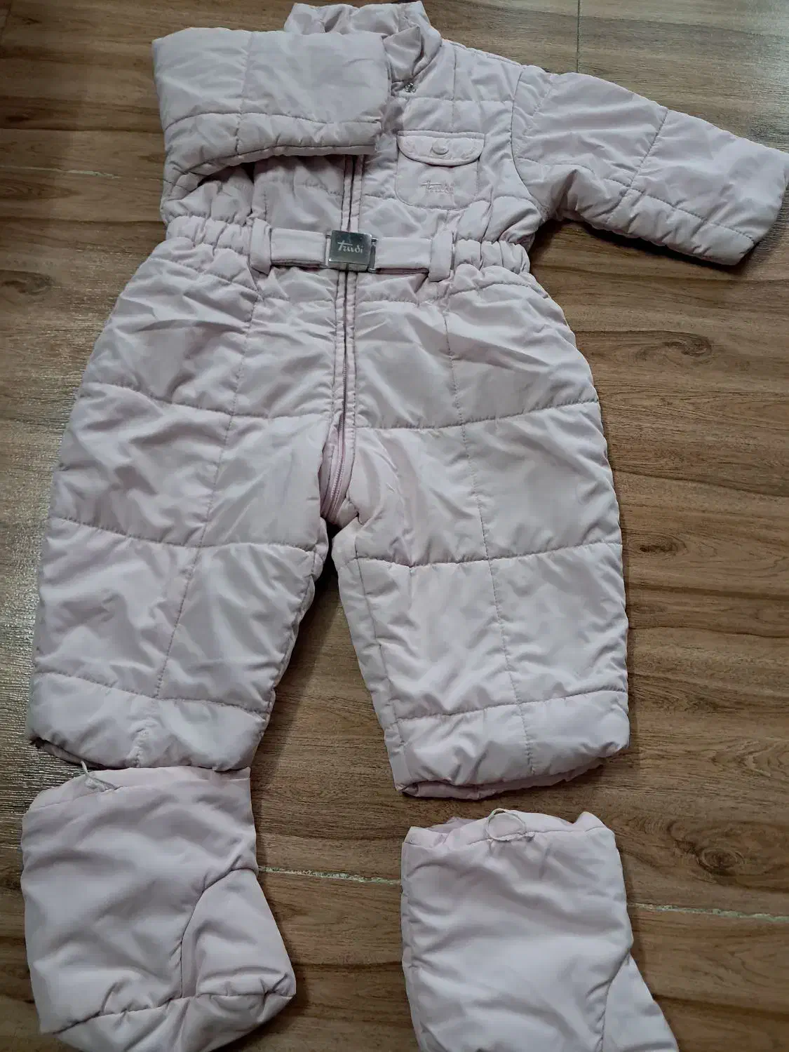 کاپشن وسرهمی|کفش و لباس بچه|پاکدشت, پاکدشت (مامازند)|دیوار