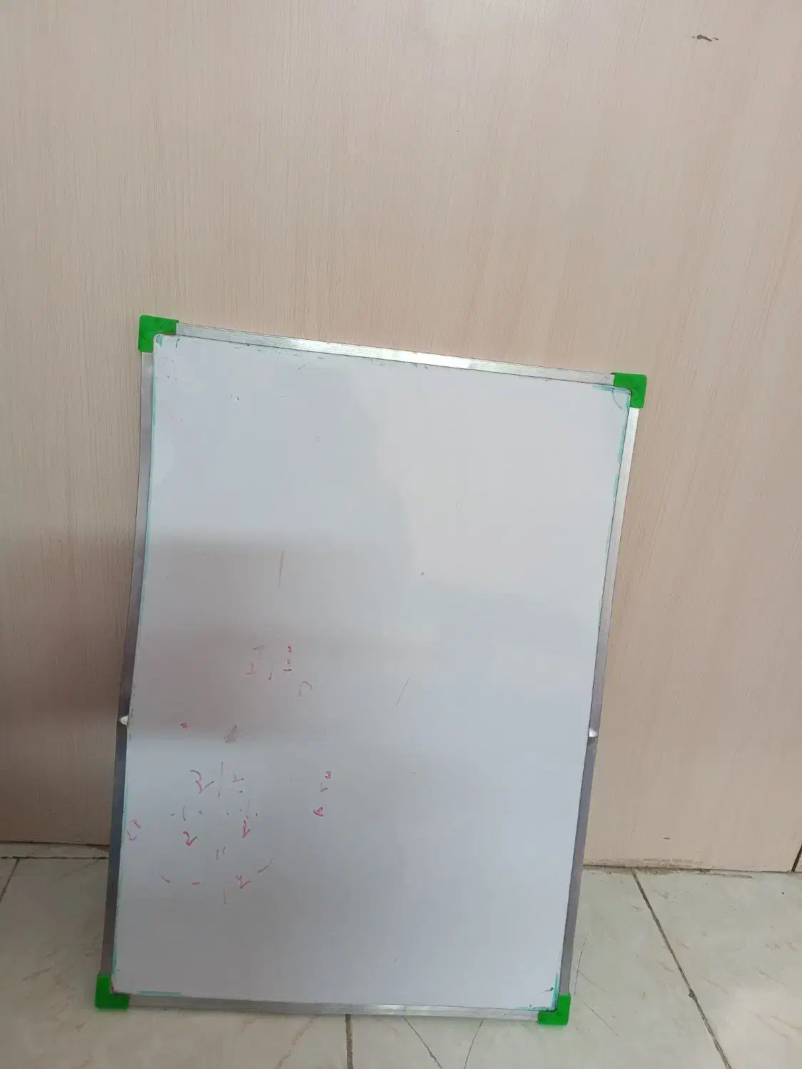 تخته وایت برد ۵۰در۷۰|لوازم التحریر|تهران, مینای شمالی (مخبر)|دیوار