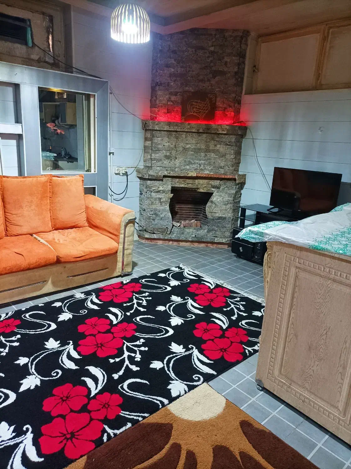 اجاره سوئیت مبله روزانه|اجارهٔ کوتاهمدت آپارتمان و سوئیت|کرمان, |دیوار